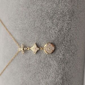 18K Gold Plated Stainless Steel Triple-Charm Pendant Necklace – Waterproof